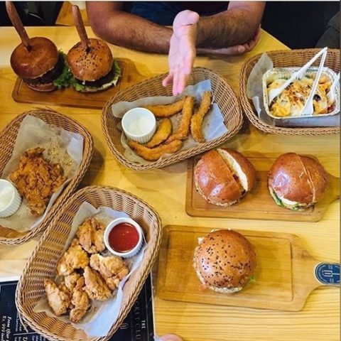 The Cricket Club Cafe Location