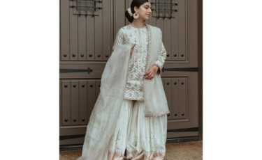 Zara Shahjahan Online